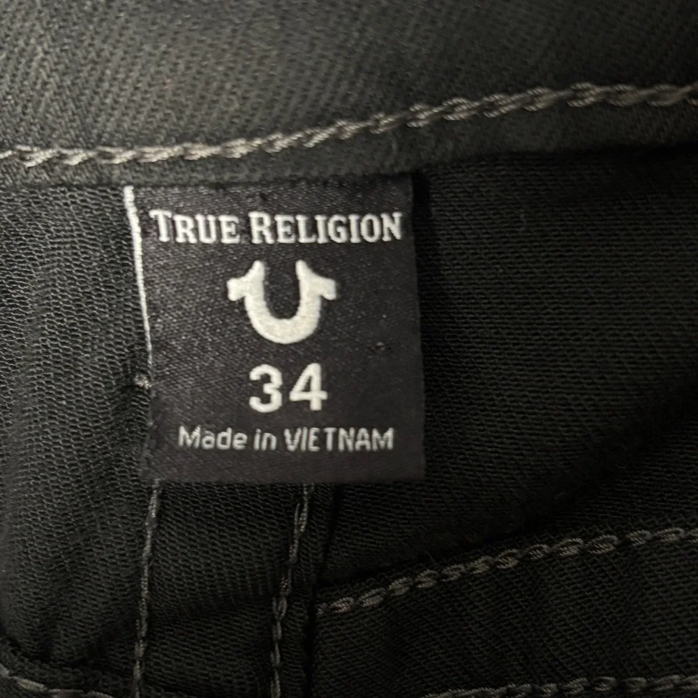True Religion Jeans Mens 34 Black Geno Relaxed Slim Fit Stretch Denim Pants - Picture 4 of 16